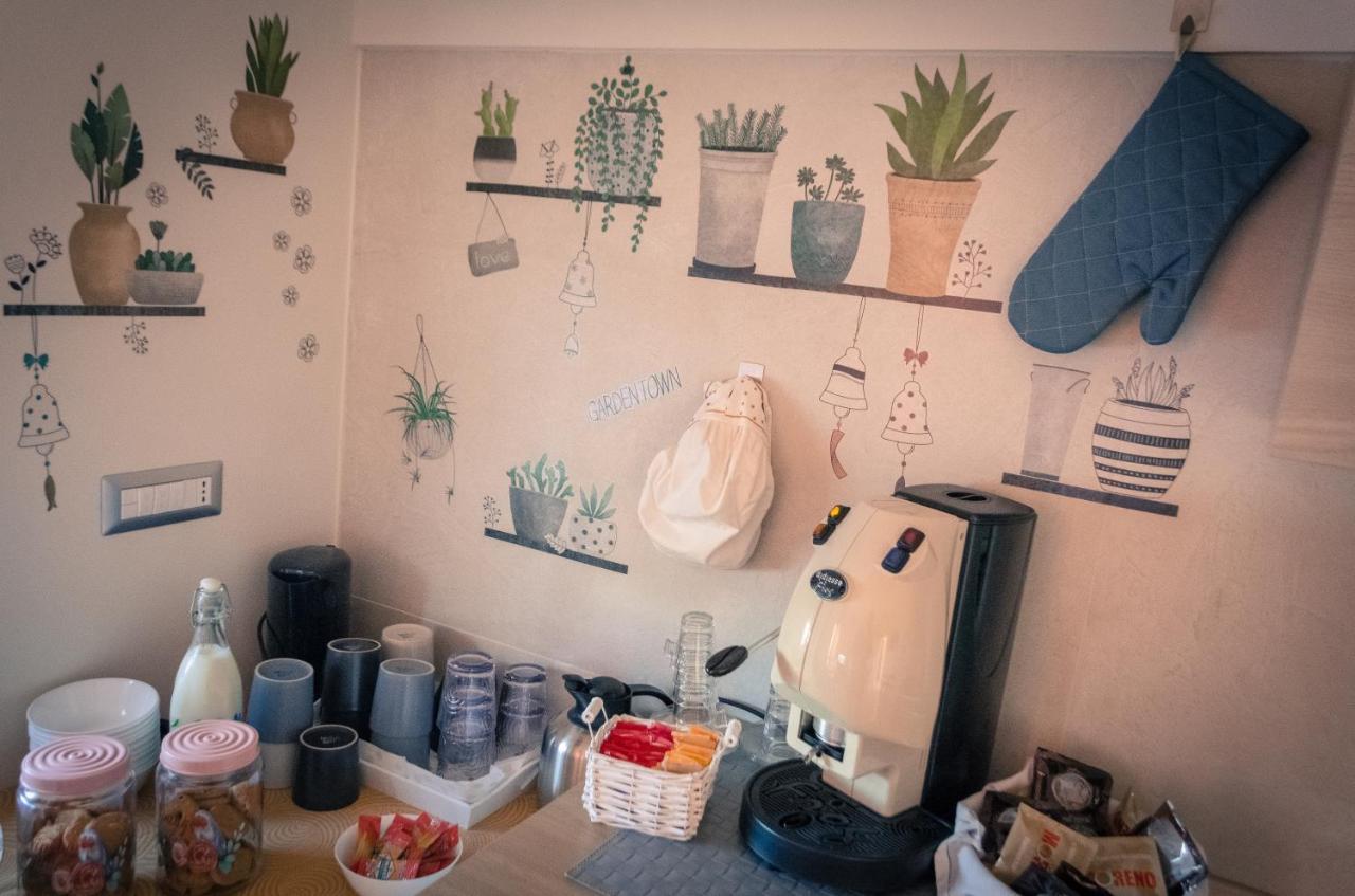 Raro'S Home Bed & Breakfast Πομπηία Εξωτερικό φωτογραφία